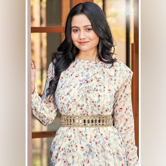 White Printed Georgette Gown with Belt - Picture 3 of 3